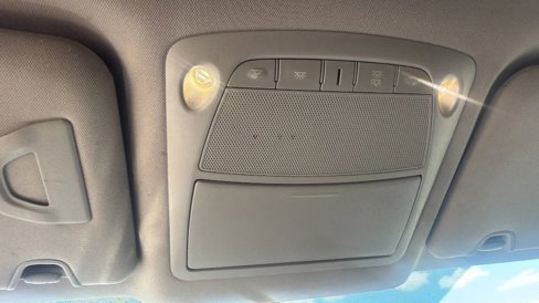 Used 2016 Nissan Rogue SV image 28