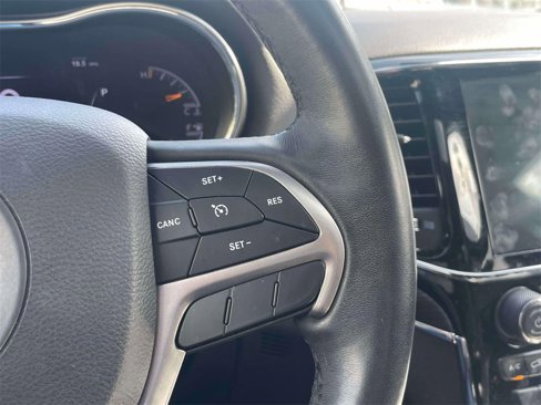 Used 2019 Jeep Grand Cherokee Limited image 23