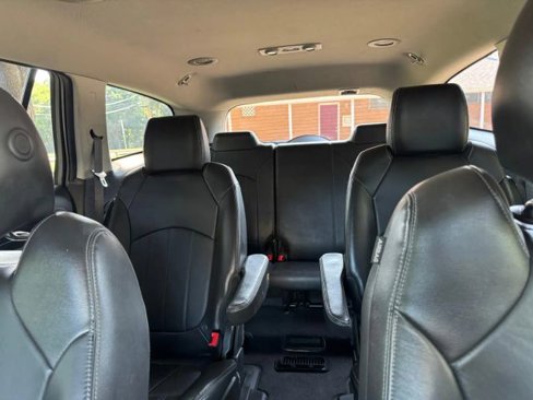 Used 2017 Buick Enclave Leather image 14