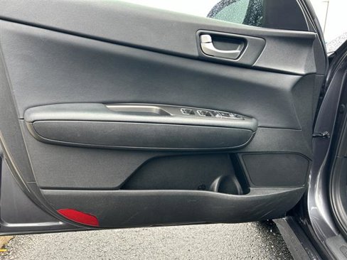 Used 2019 Kia Optima LX image 19