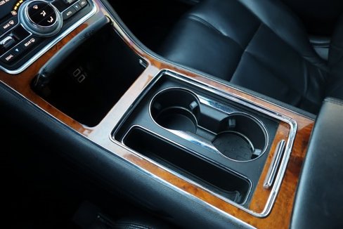Used 2017 Lincoln Continental Select image 34