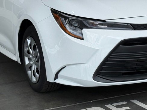 New 2025 Toyota Corolla LE image 8