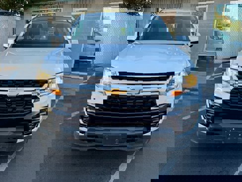 Used 2022 Chevrolet Colorado LT w/ Fleet Safety Package image 2