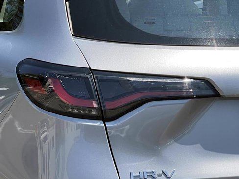 Certified 2023 Honda HR-V LX image 8
