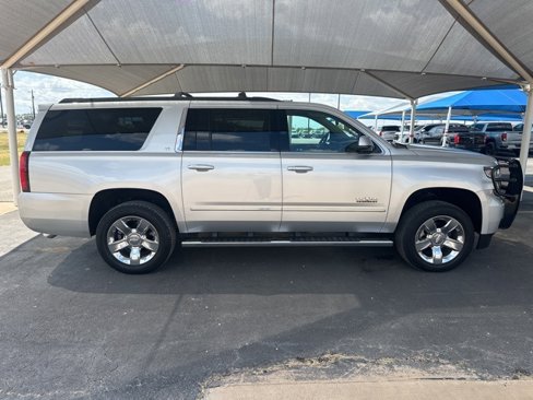 Used 2019 Chevrolet Suburban LT w/ LT Signature Package image 8