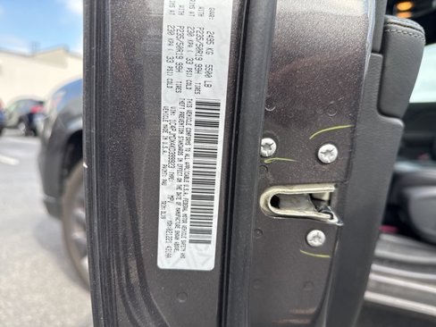 Used 2019 Jeep Cherokee High Altitude image 8