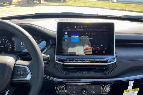 New 2025 Jeep Compass Latitude w/ Altitude Special Edition image 7