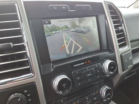 Used 2015 Ford F150 Lariat w/ Equipment Group 502A Luxury image 17
