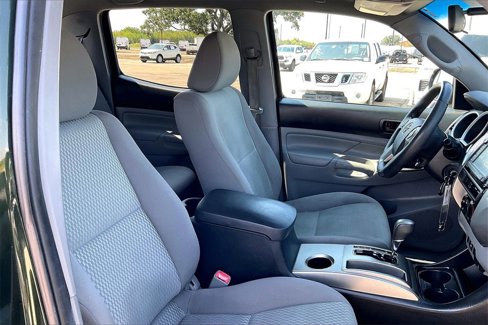 Used 2014 Toyota Tacoma PreRunner image 25