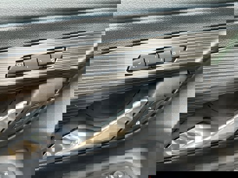Certified 2024 GMC Terrain SLT image 14