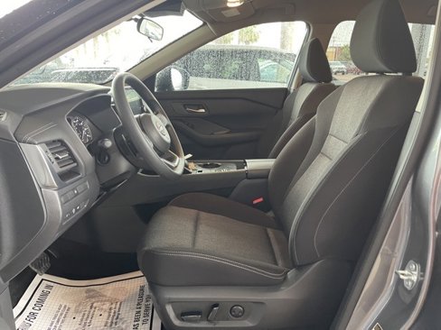 Used 2024 Nissan Rogue SV image 20