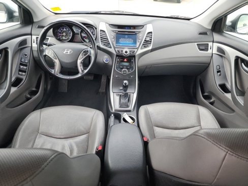 Used 2015 Hyundai Elantra Limited w/ Option Group 05 image 17