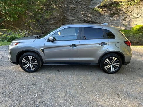 Used 2020 Mitsubishi Outlander Sport SE image 2