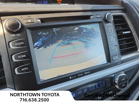 Used 2016 Toyota Highlander XLE image 23