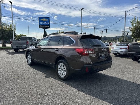 Used 2019 Subaru Outback 2.5i Premium image 3