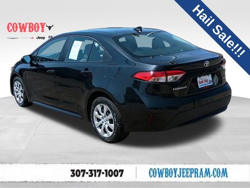 Used 2022 Toyota Corolla LE image 4