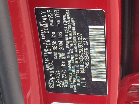 Used 2025 Hyundai Elantra SEL image 26