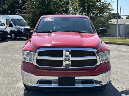 Used 2022 RAM 1500 Classic SLT image 9