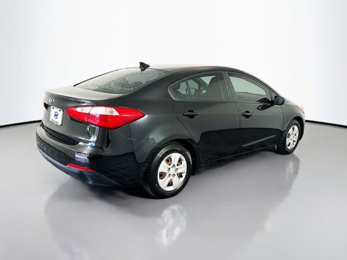 Used 2016 Kia Forte LX image 5