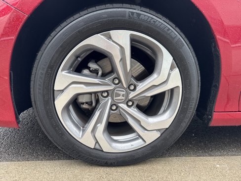 Used 2020 Honda Accord EX image 5