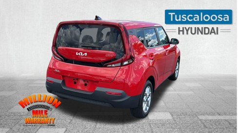 Used 2022 Kia Soul LX w/ Technology Package image 9