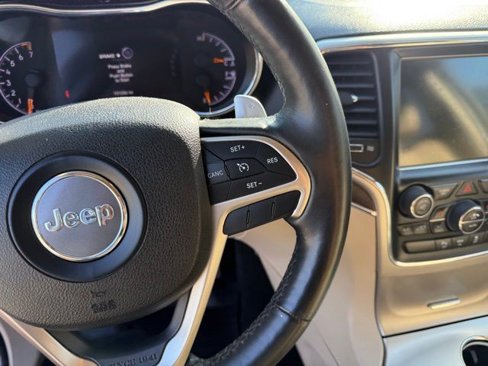 Used 2014 Jeep Grand Cherokee Limited image 15