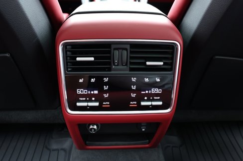 Used 2023 Porsche Cayenne Turbo S image 53