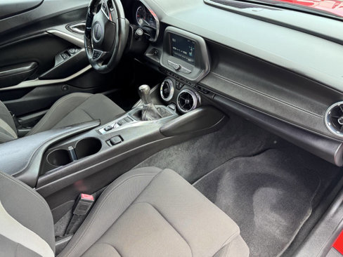 Used 2016 Chevrolet Camaro LT image 17
