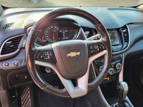 Used 2019 Chevrolet Trax LT w/ Driver Confidence Package image 21