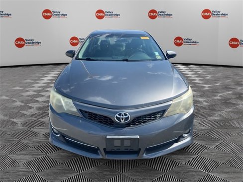 Used 2014 Toyota Camry L image 7