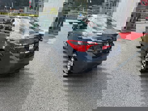 Used 2016 Toyota Corolla image 10