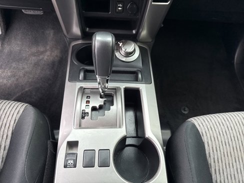 Used 2015 Toyota 4Runner SR5 image 27