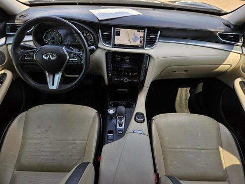 Used 2022 INFINITI QX50 Essential image 6