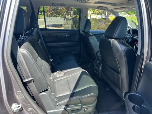 Used 2018 Honda Pilot Touring image 17