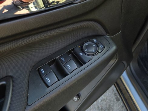 Used 2024 Chevrolet Equinox RS image 11