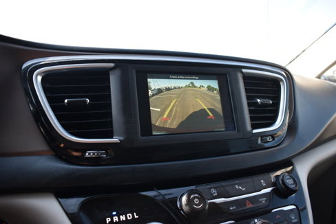 Used 2019 Chrysler Pacifica LX image 21