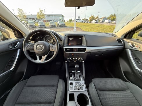Used 2016 MAZDA CX-5 Touring image 3
