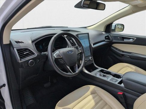 Used 2024 Ford Edge SEL image 10