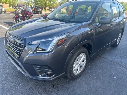 Used 2023 Subaru Forester image 3