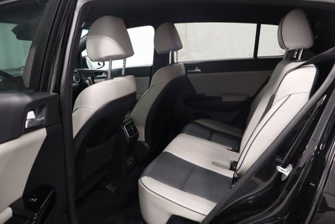 Used 2018 Kia Sportage EX w/ EX Sport Appearance Package image 12