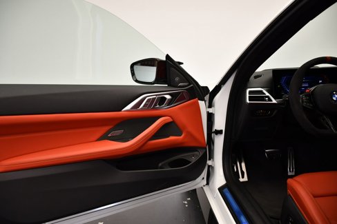Used 2025 BMW M4 Competition w/ Executive Package image 34