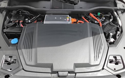Used 2022 Audi e-tron Premium Plus w/ Premium Plus Package image 15