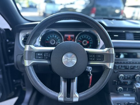 Used 2014 Ford Mustang Premium image 16