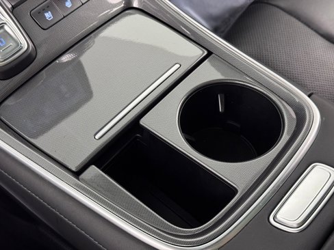 Used 2022 Hyundai Santa Fe Calligraphy image 16