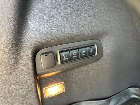 Used 2015 Ford Explorer Sport w/ Equipment Group 401A image 11