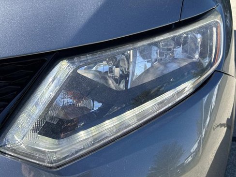 Used 2016 Nissan Rogue S image 10