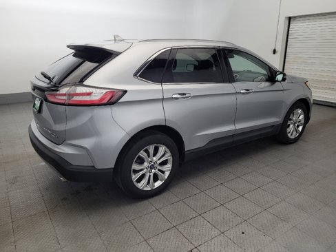 Used 2020 Ford Edge Titanium image 10