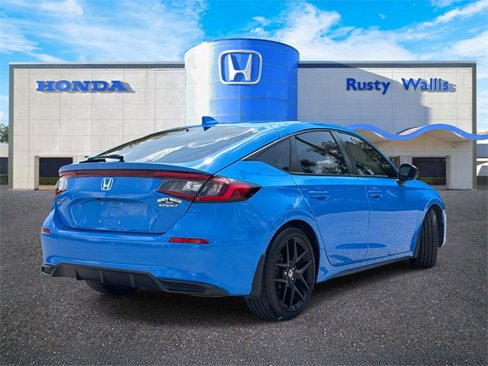 Used 2022 Honda Civic Sport image 2