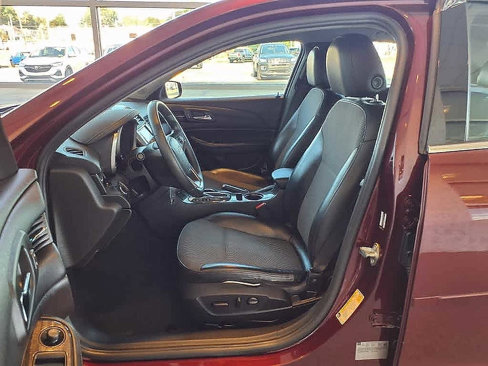 Used 2015 Chevrolet Malibu LT w/ Power Convenience Package image 8