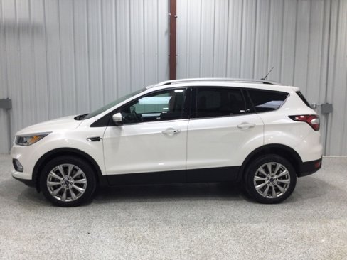 Used 2018 Ford Escape Titanium image 4